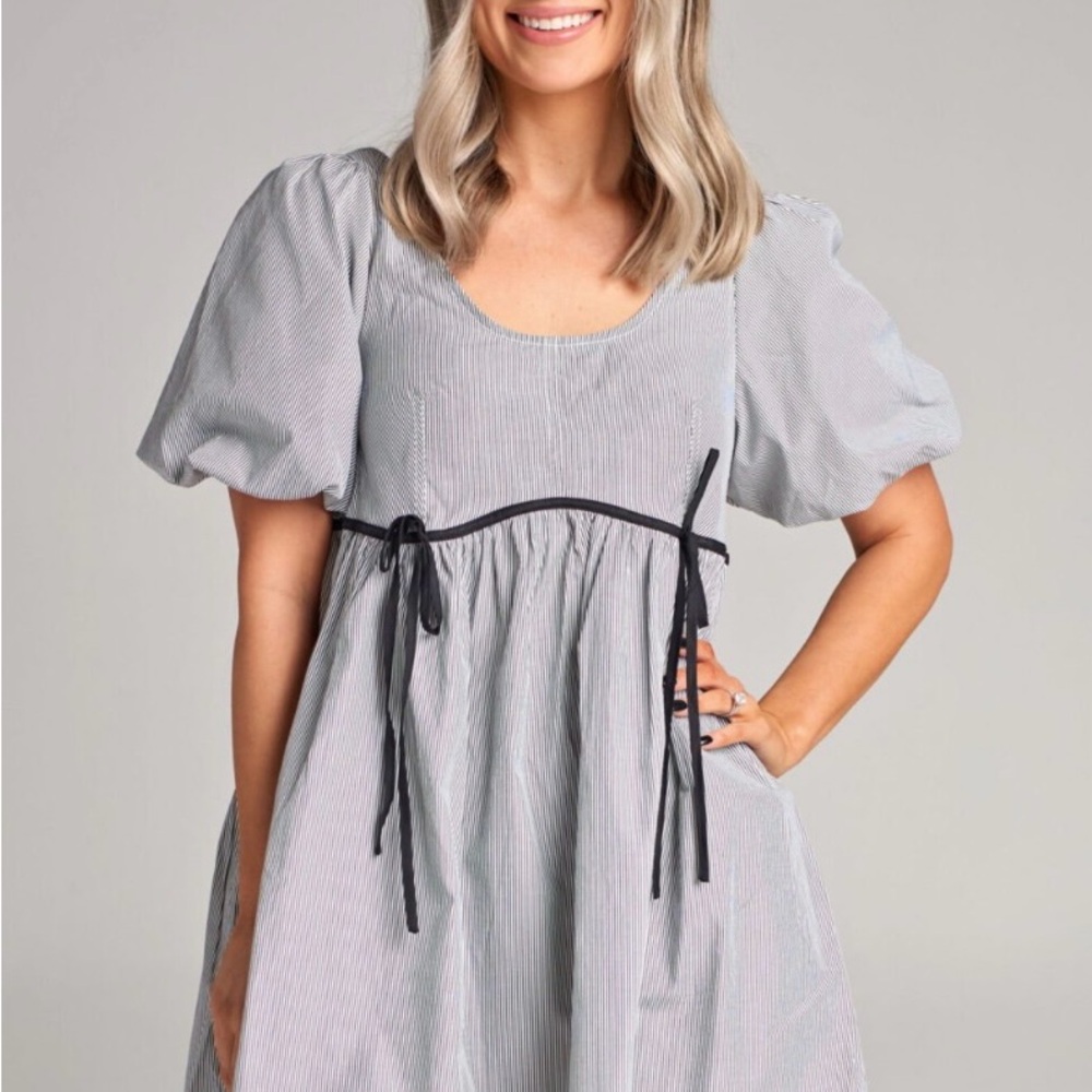 The Landon Babydoll Dress - Picture 3 of 16